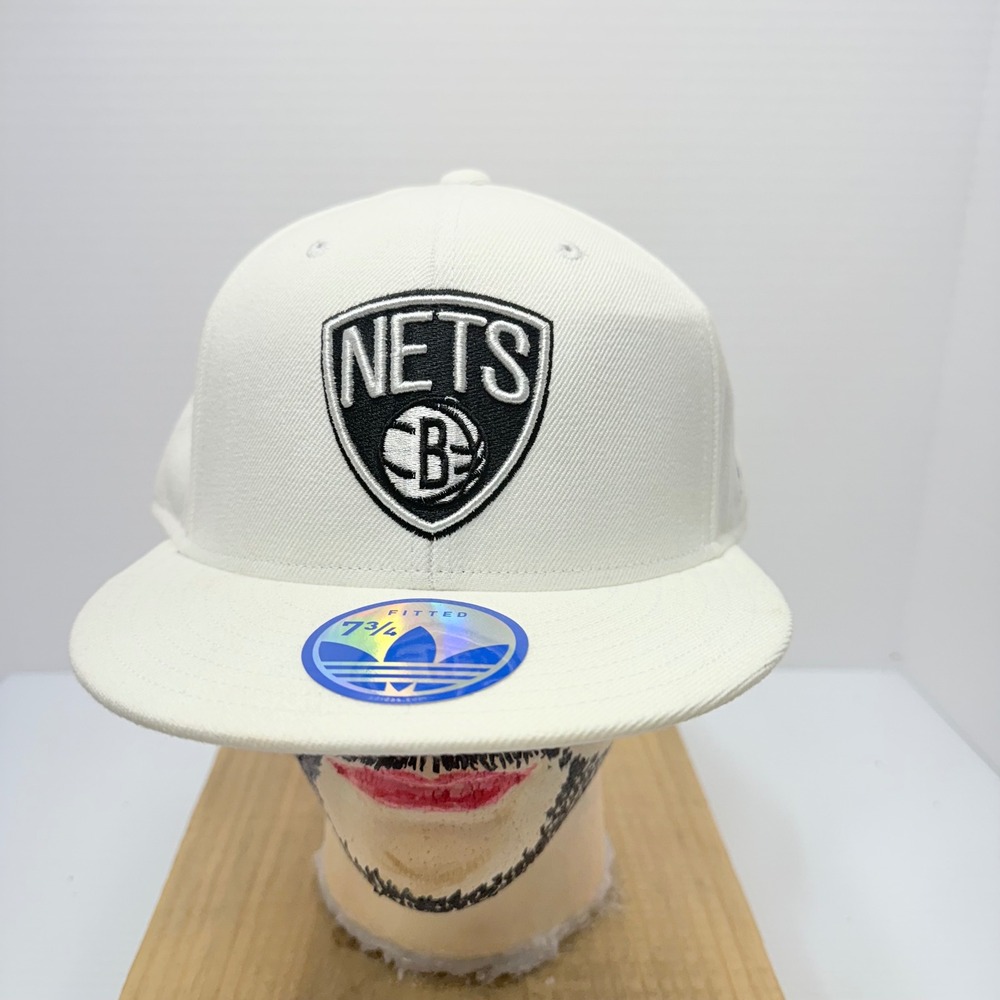 Adidas NBA Brooklyn Nets Fitted Hat Cap White Black Logo‎ Size 7 3/4
